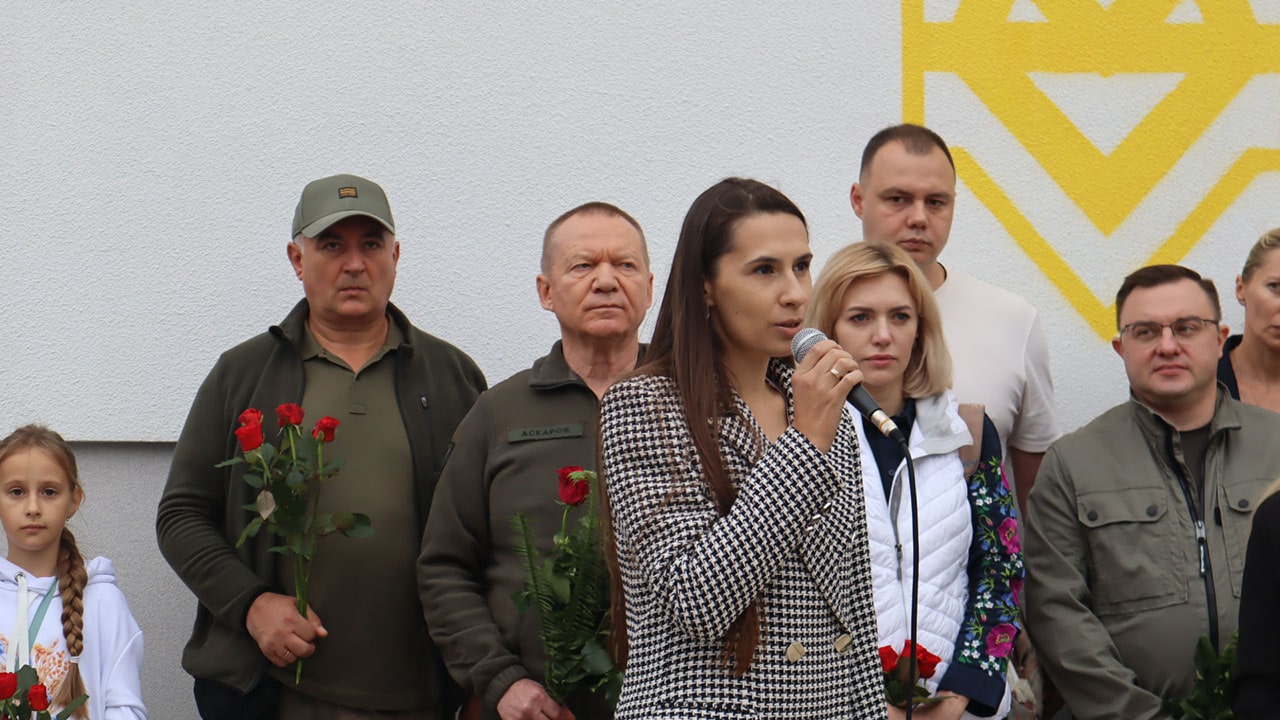 У Києві відкрили мурал на честь добровольців